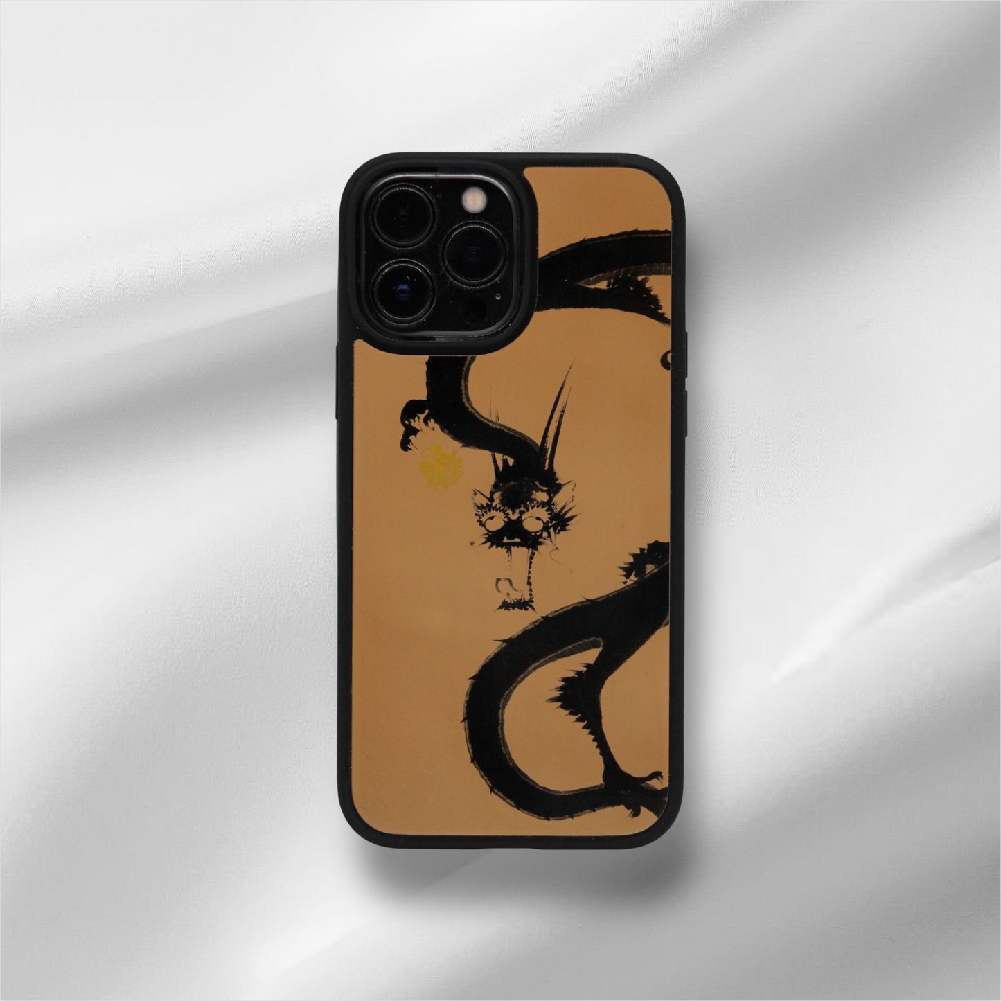 SIJ0001 瀬戸蝶兵衛 蒟醤スマホケース 【伊藤若冲シリーズ 雨龍図】